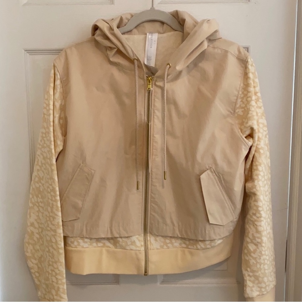 Fabletics Lisi Boxy Jacket - Picture 3 of 6